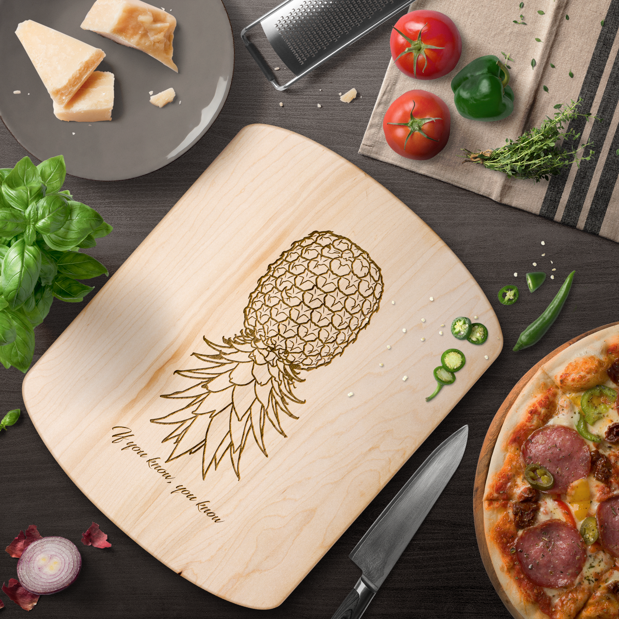 Upside_Down_Pineapple_Cutting_Board_Light_V_Lifestyle_Mockup.png_15907775